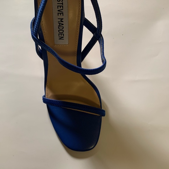 Steve Madden Heels - Picture 4 of 6